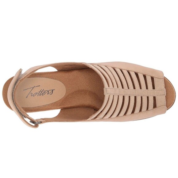 Trotters Minnie Sandal, Nude, 12 Wide NEW in box - Picture 5 of 7